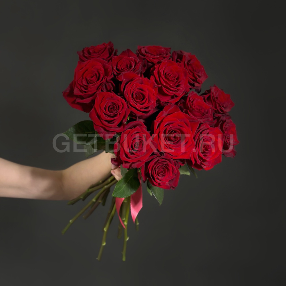 62929 Букет из 15 красных роз